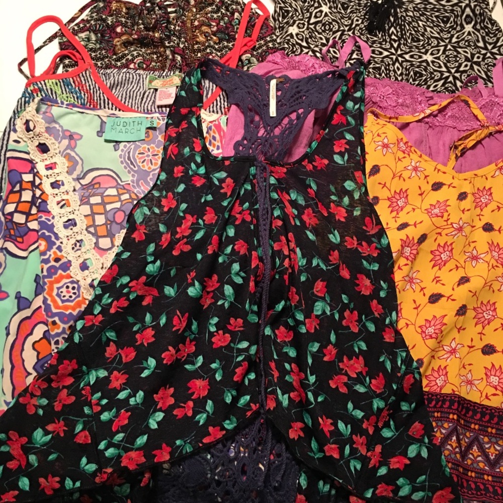 🚨Lot of Clothing Free People American Eagle Small